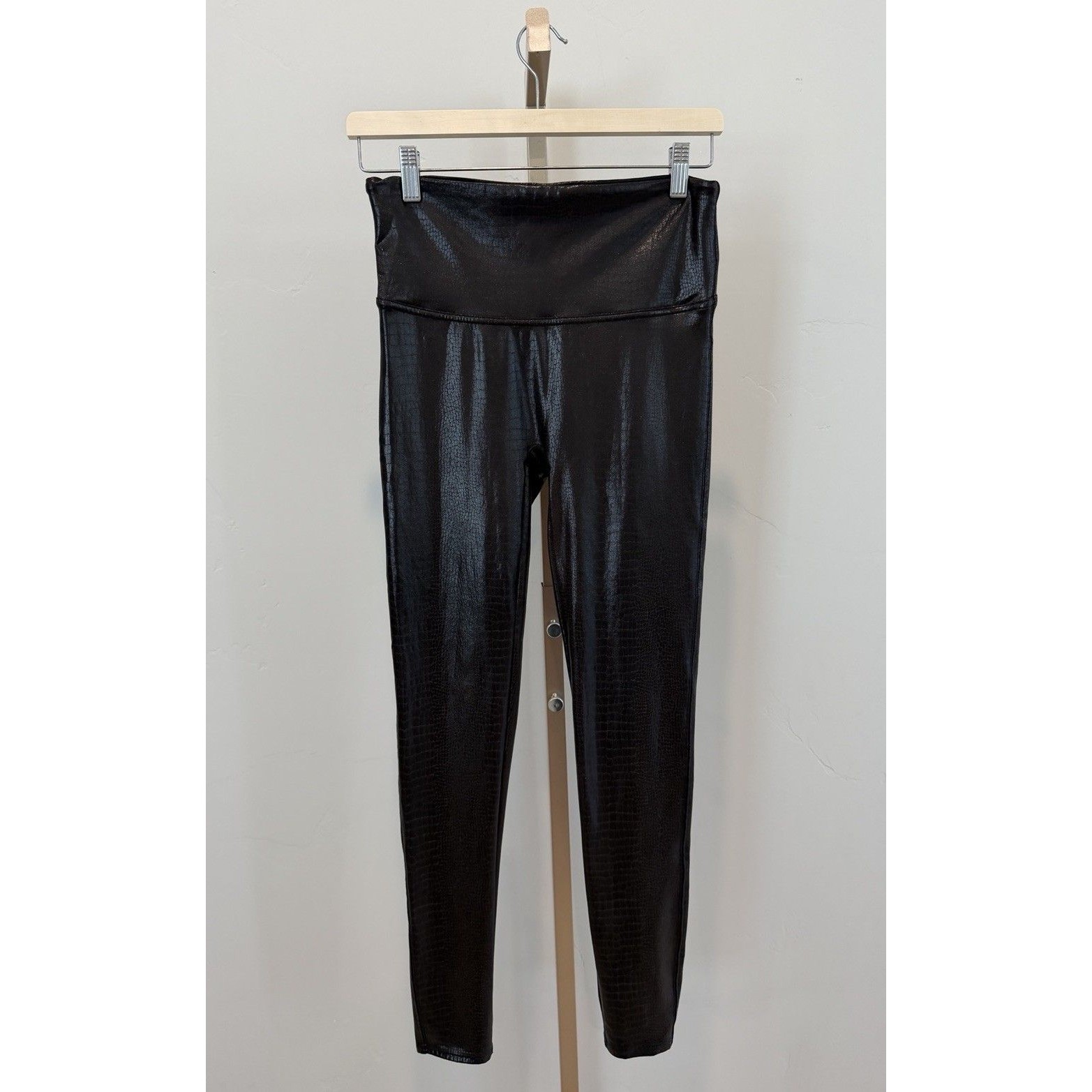 Spanx Faux Leather Shiny Gloss Croc Leggings Women’s Sz L High Rise Dark Brown